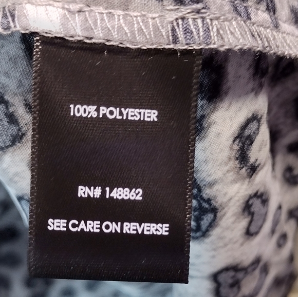 Sz 4X (26) NWT TORRID Harper Formal Grey Leopard Flutter Sleeves Vneck 31"PTP - Picture 6 of 14